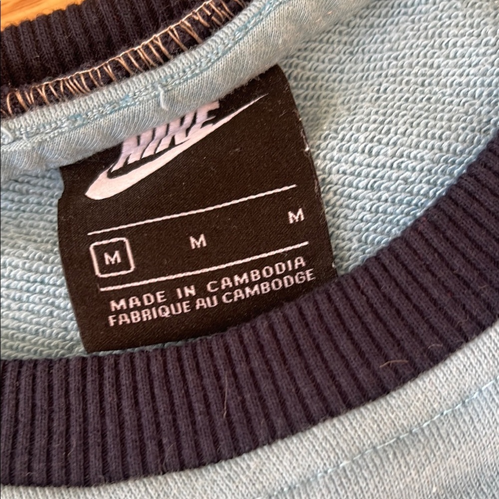Nike Reworked Blue Colorblock Sweater - Picture 3 of 6